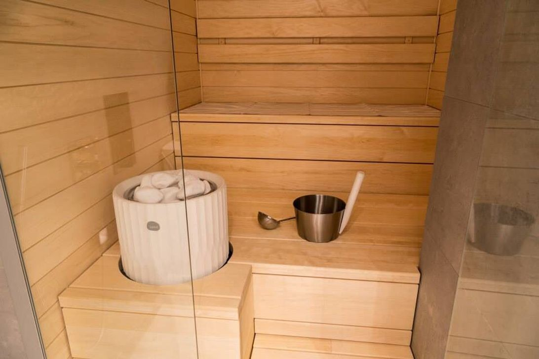Easy And Cheap Diy Sauna Design You Can Try At Home 33