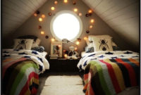 Elegant Small Attic Bedroom For Your Home 09