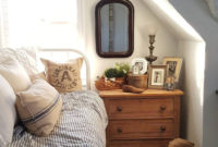 Elegant Small Attic Bedroom For Your Home 38