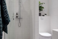 Stylish Small Master Bathroom Remodel Design Ideas 33