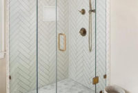 Stylish Small Master Bathroom Remodel Design Ideas 39