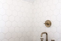 Beautiful Classic Bathroom Design Ideas 12