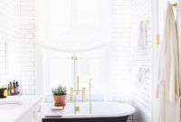 Beautiful Classic Bathroom Design Ideas 14