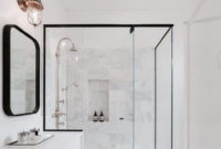 Beautiful Classic Bathroom Design Ideas 34