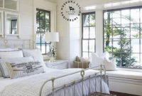 Comfortable Lake Bedroom Design Ideas 01