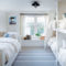Comfortable Lake Bedroom Design Ideas 19