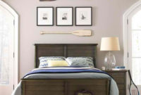 Comfortable Lake Bedroom Design Ideas 32