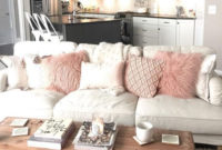 Cute Pink Lving Room Design Ideas 32