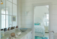 Fabulous Coastal Decor Ideas For Bathroom 37