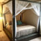 Glamorous Canopy Beds Ideas For Romantic Bedroom 39