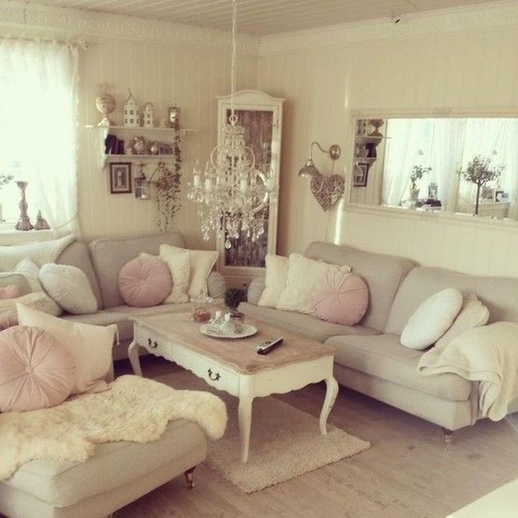 43 Lovely Shabby Chic Living Room Design Ideas