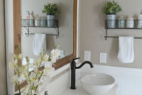 Stunning Rustic Farmhouse Bathroom Design Ideas 25