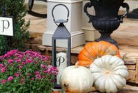 Awesome Fall Entryway Decoration Ideas That Will Make Your Neighbors Insanely Jealous 10