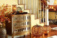 Awesome Fall Entryway Decoration Ideas That Will Make Your Neighbors Insanely Jealous 11