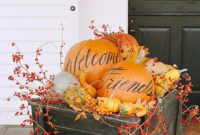 Awesome Fall Entryway Decoration Ideas That Will Make Your Neighbors Insanely Jealous 12