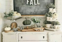 Awesome Fall Entryway Decoration Ideas That Will Make Your Neighbors Insanely Jealous 17