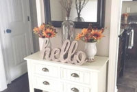 Awesome Fall Entryway Decoration Ideas That Will Make Your Neighbors Insanely Jealous 33