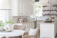 Beautiful Cottage Kitchen Design Ideas 05