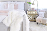 Beautiful White Bedroom Decoration That Will Inspire You 01