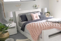 Beautiful White Bedroom Decoration That Will Inspire You 10