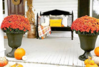 Easy Fall Porch Decoration Ideas To Make Unforgettable Moments 16