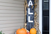 Easy Fall Porch Decoration Ideas To Make Unforgettable Moments 17