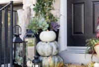 Easy Fall Porch Decoration Ideas To Make Unforgettable Moments 25