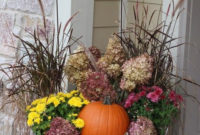 Easy Fall Porch Decoration Ideas To Make Unforgettable Moments 28