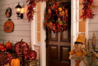 Easy Fall Porch Decoration Ideas To Make Unforgettable Moments 33