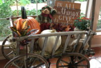 Easy Fall Porch Decoration Ideas To Make Unforgettable Moments 40