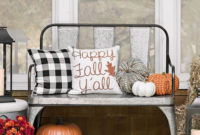 Easy Fall Porch Decoration Ideas To Make Unforgettable Moments 41