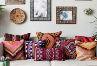 Elegant Bohemian Style Living Room Decoration Ideas 17