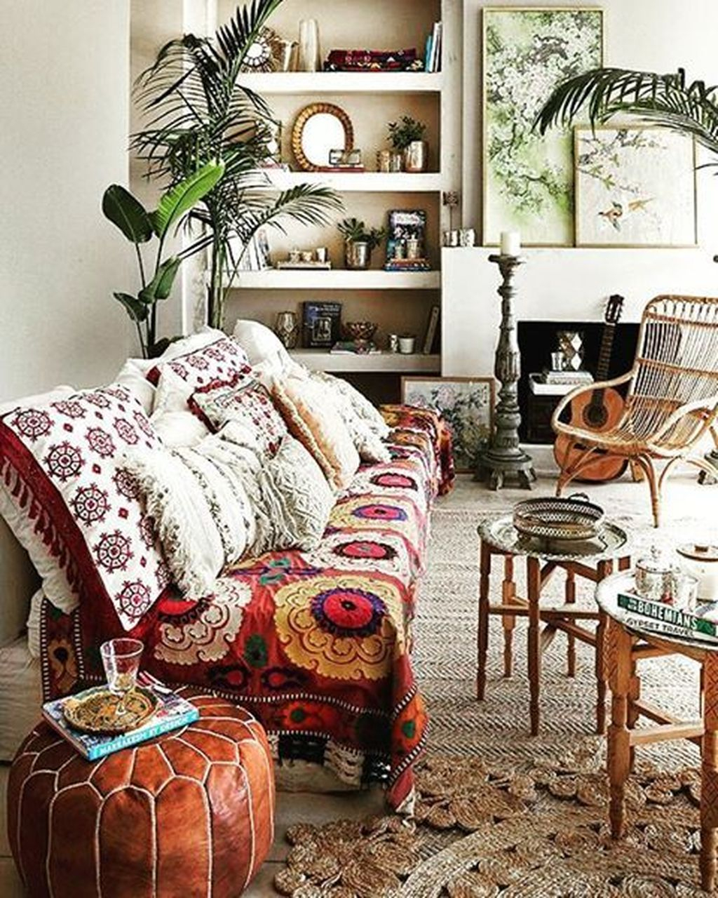 43 Elegant Bohemian Style Living Room Decoration Ideas