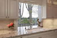 Elegant White Kitchen Cabinets For Your Kitchen 11