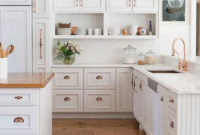 Elegant White Kitchen Cabinets For Your Kitchen 12