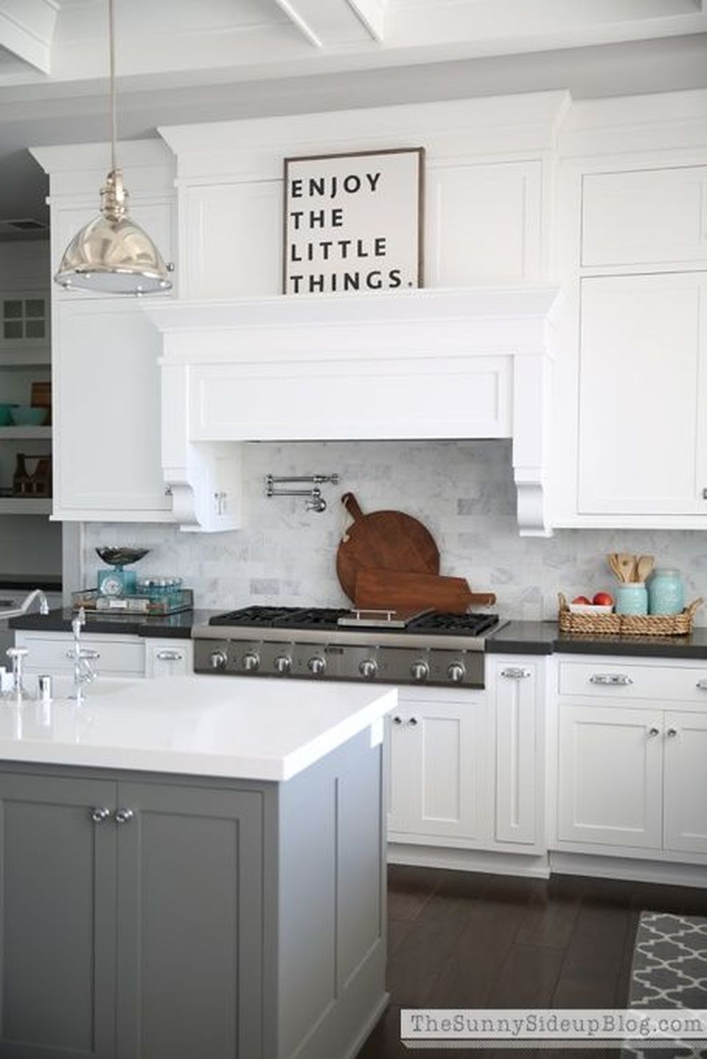 49 Elegant White Kitchen Cabinets For Your Kitchen