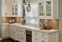 Elegant White Kitchen Cabinets For Your Kitchen 26