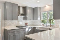 Elegant White Kitchen Cabinets For Your Kitchen 35