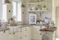 Fancy French Country Kitchen Design Ideas 52