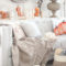 Stunning Fall Living Room Decoration Ideas 41