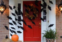 Top Halloween Outdoor Decorations To Terrify People 27