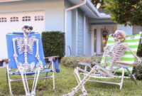 Top Halloween Outdoor Decorations To Terrify People 34