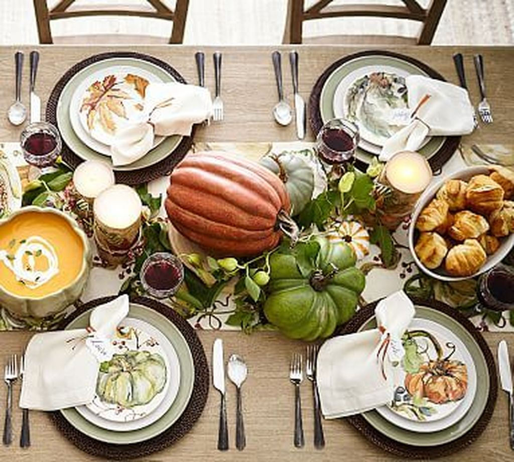 Beautiful Thanksgiving Table Decoration Ideas 47