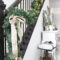 Best Christmas Decorations That Turn Your Staircase Into A Fairy Tale 17