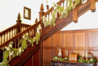 Best Christmas Decorations That Turn Your Staircase Into A Fairy Tale 51