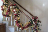 Best Christmas Decorations That Turn Your Staircase Into A Fairy Tale 58