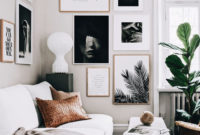 Brilliant Living Room Wall Gallery Design Ideas 16