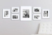 Brilliant Living Room Wall Gallery Design Ideas 18