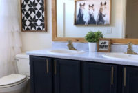 Outstanding DIY Bathroom Makeover Ideas On A Budget 19