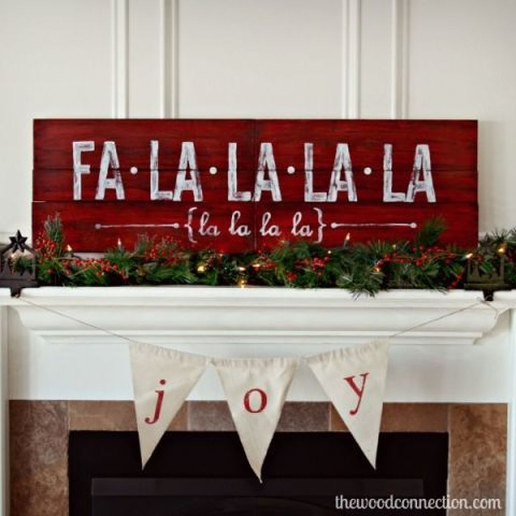 Super Easy DIY Christmas Decor Ideas For This Year 54